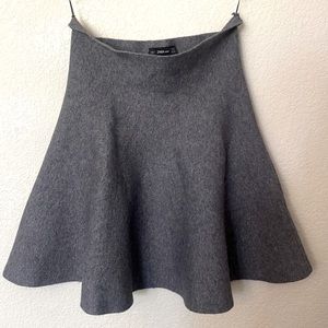Zara Grey Knit Miniskirt -Size M. NWOT
